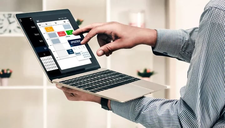 Hybrid Work is Here to Stay: How Internal Comms Must Adapt